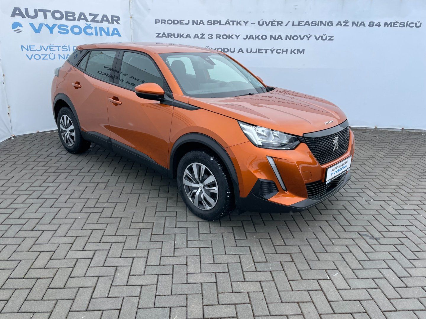 Peugeot 2008, 1.2 PureTech ČR! 1.majitel! - fotka 3