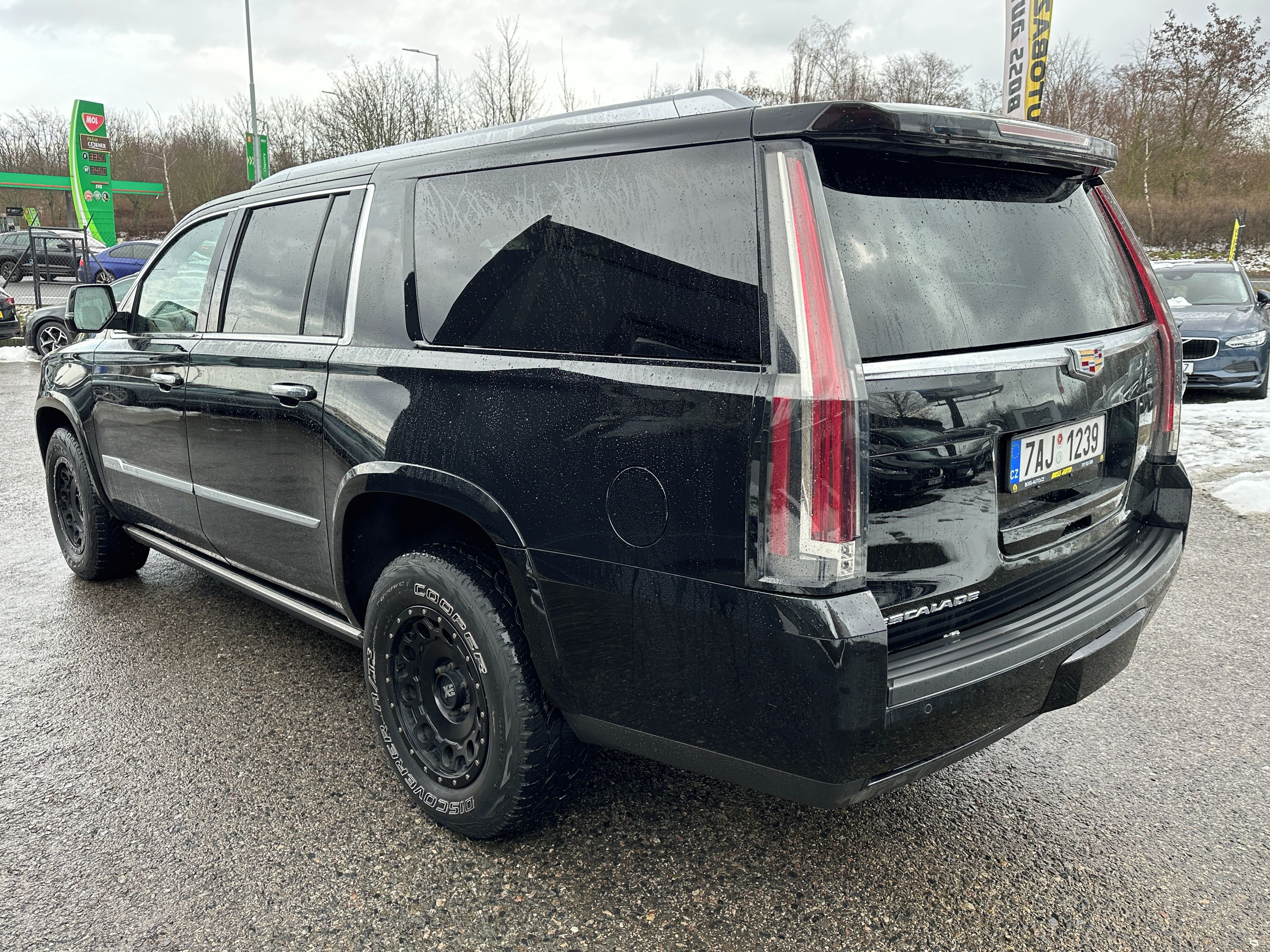 Cadillac Escalade, Cadillac Escalade 2016 - fotka 4