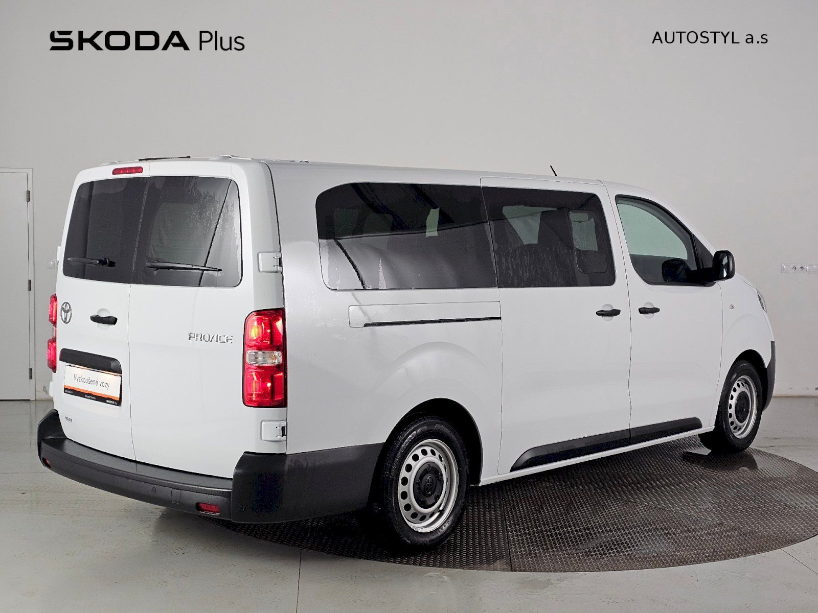 Toyota Proace Verso, 2.0D 106kW L2 COMBI 8MÍST - fotka 2