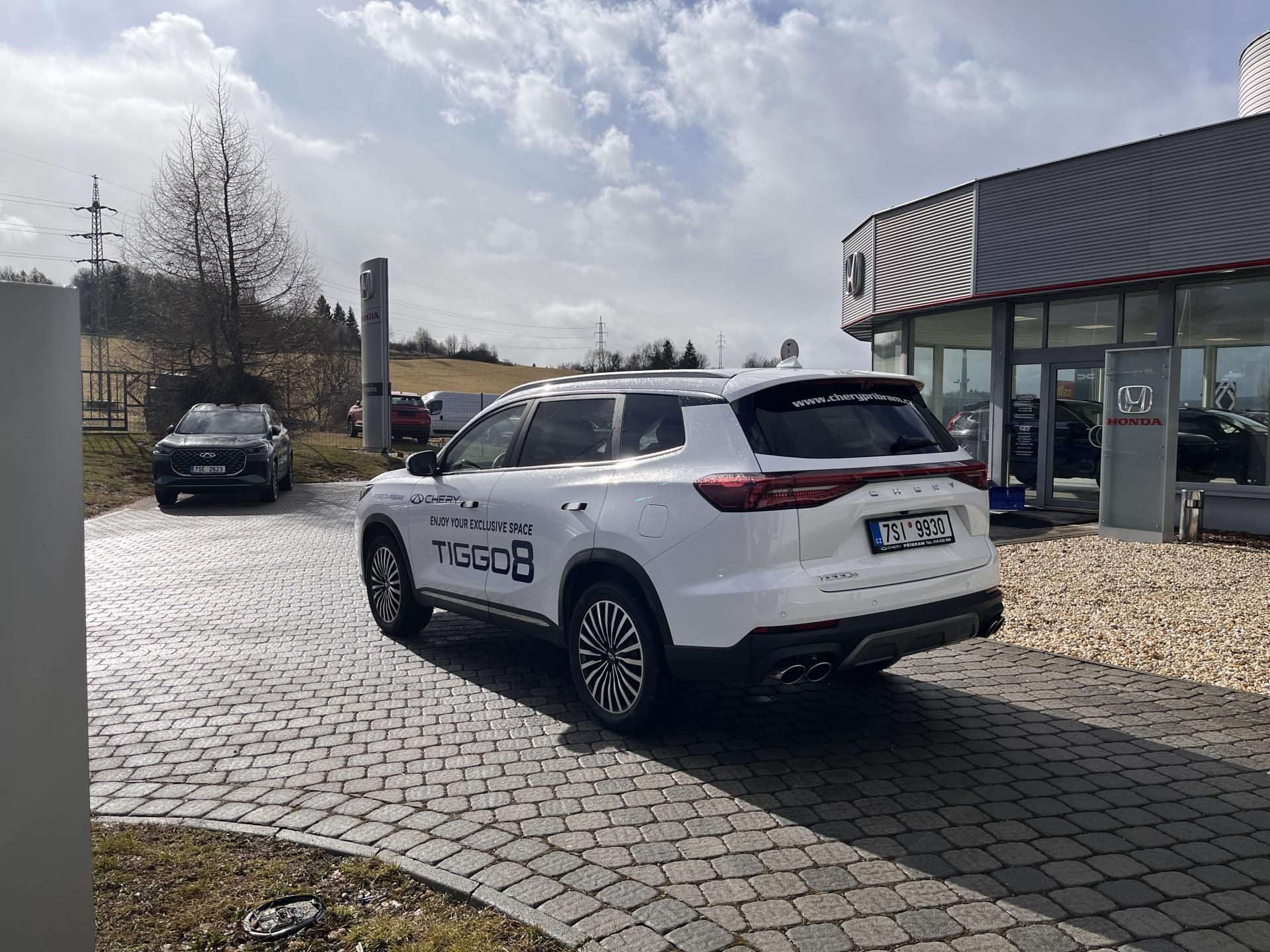 Chery Tiggo 8, 1,6 ICE UNIQUE demo vůz - fotka 4