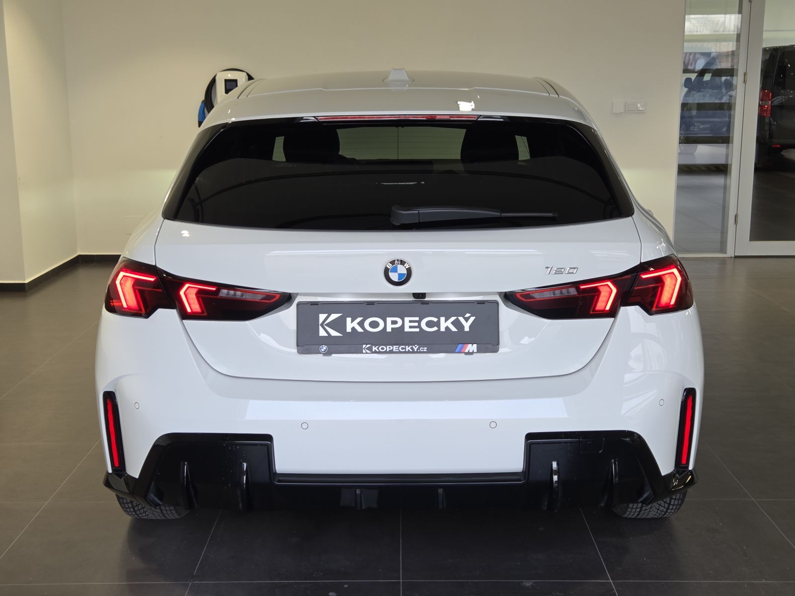 BMW Řada 1, 120i M Sport - fotka 5