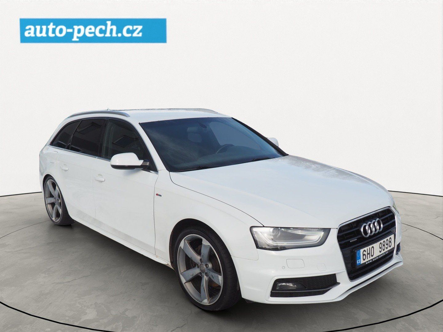Audi A4, 2.0 TDI, 4x4, AT, S-Line - fotka 5