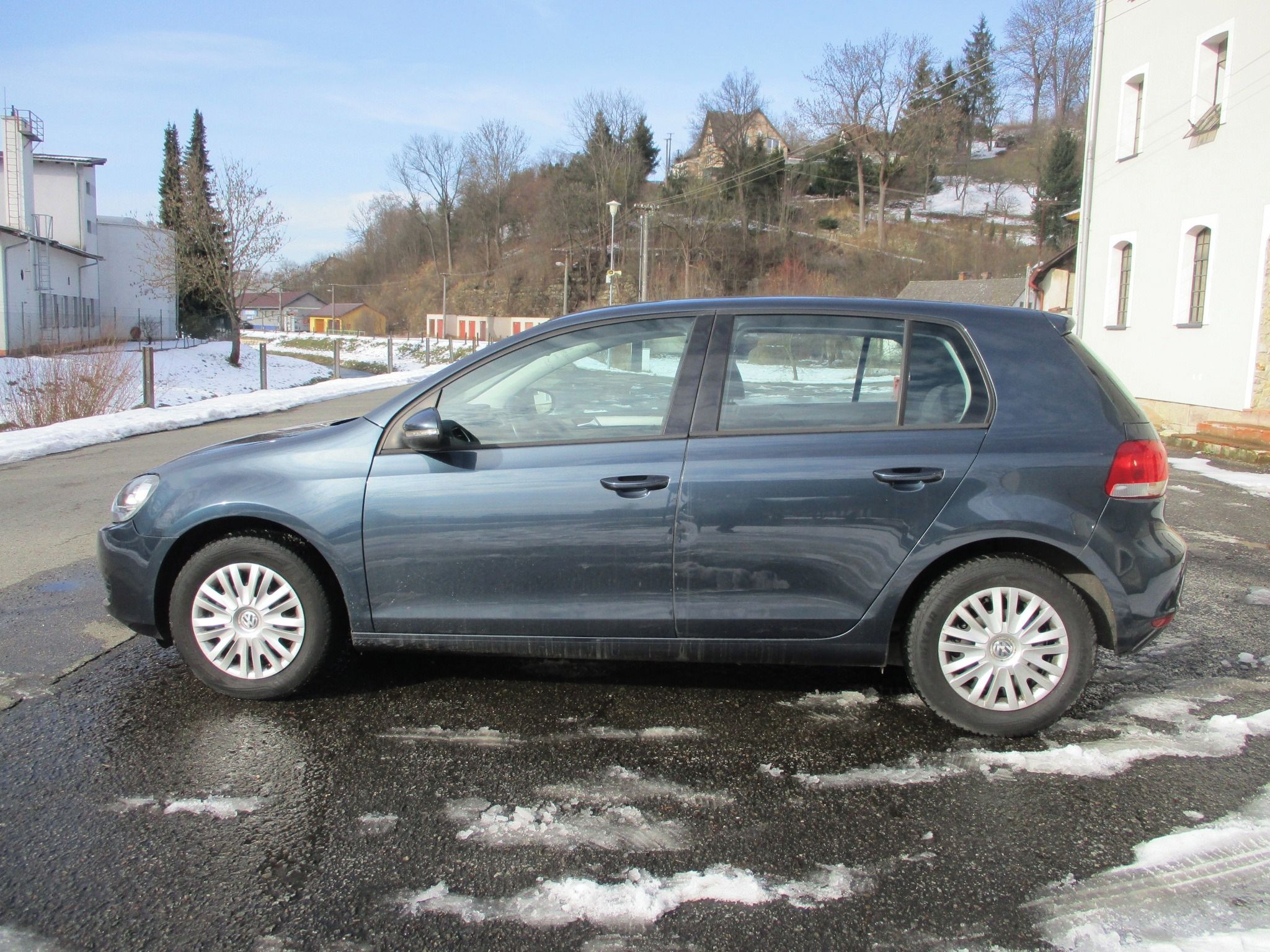 Volkswagen Golf, V- 1.4 i - fotka 2