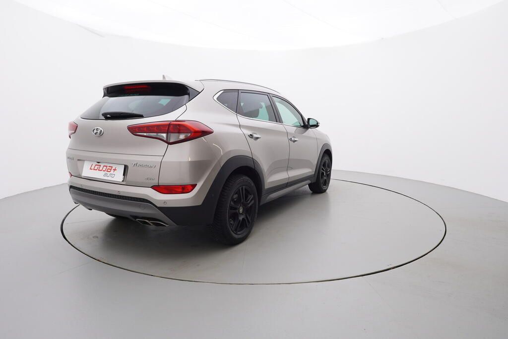 Hyundai Tucson, Premium 2.0 136 kW - fotka 5