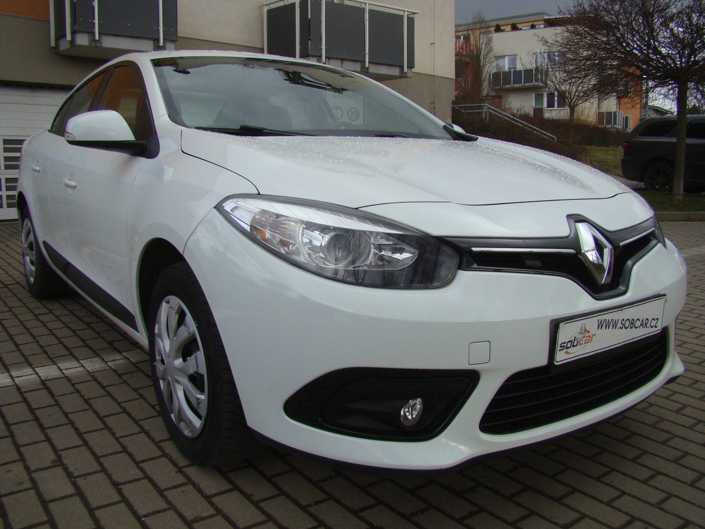 Renault Fluence, 1.6i 16v KLIMA - fotka 2