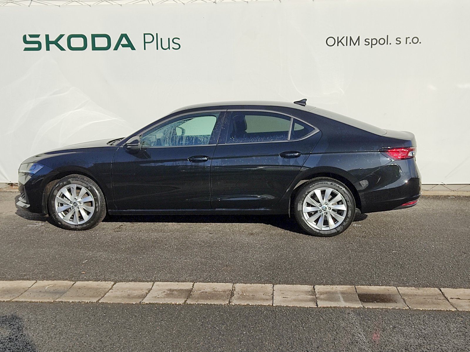 Škoda Superb, Selection 2,0 Tdi 110Kw DSg - fotka 3