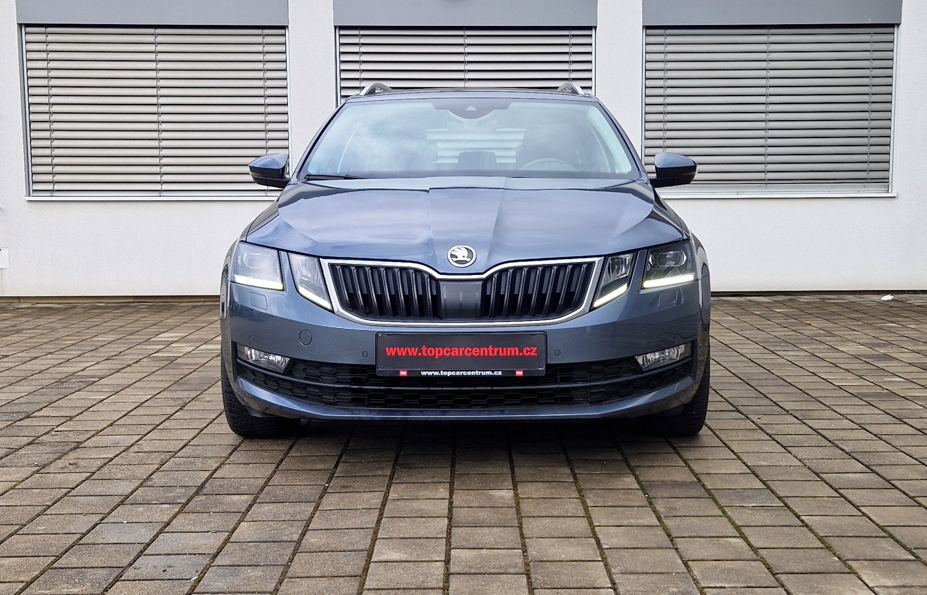 Škoda Octavia, 2.0 TDI,135 kW,4x4, nez.topení - fotka 2