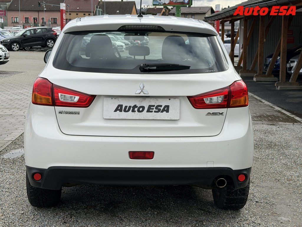 Mitsubishi ASX, 1.8Di-D 4x4,ČR,AC,tempo - fotka 5