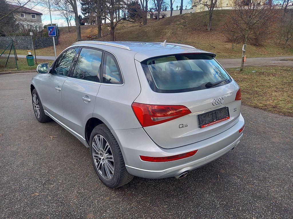 Audi Q5, 3,0Tdi 4x4+Automat+klima+Alu - fotka 4