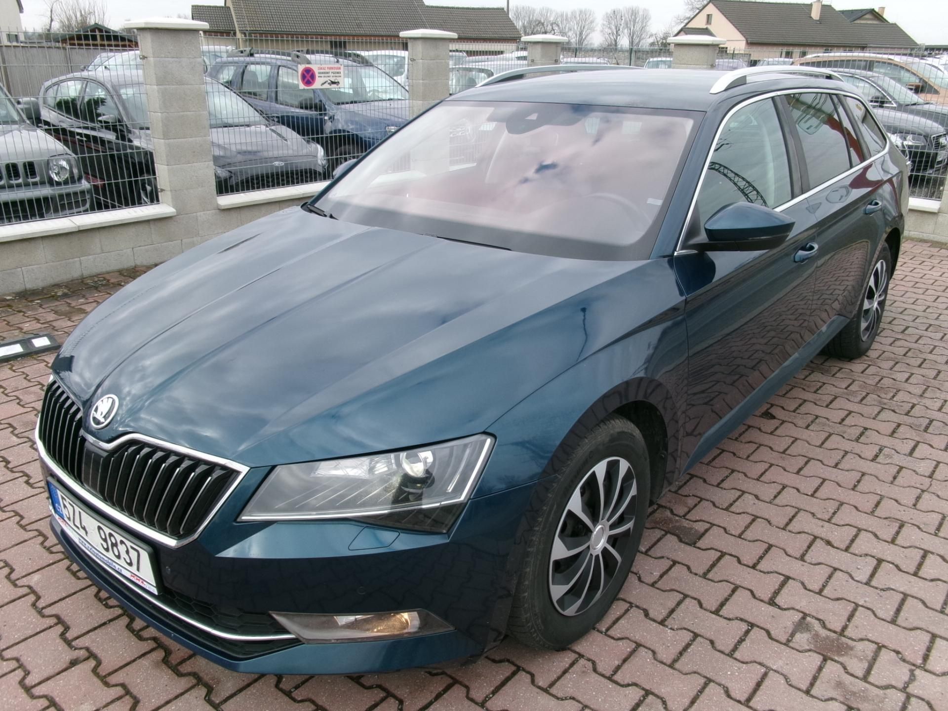 Škoda Superb, 2,0TDI NAVI ACC 4x4