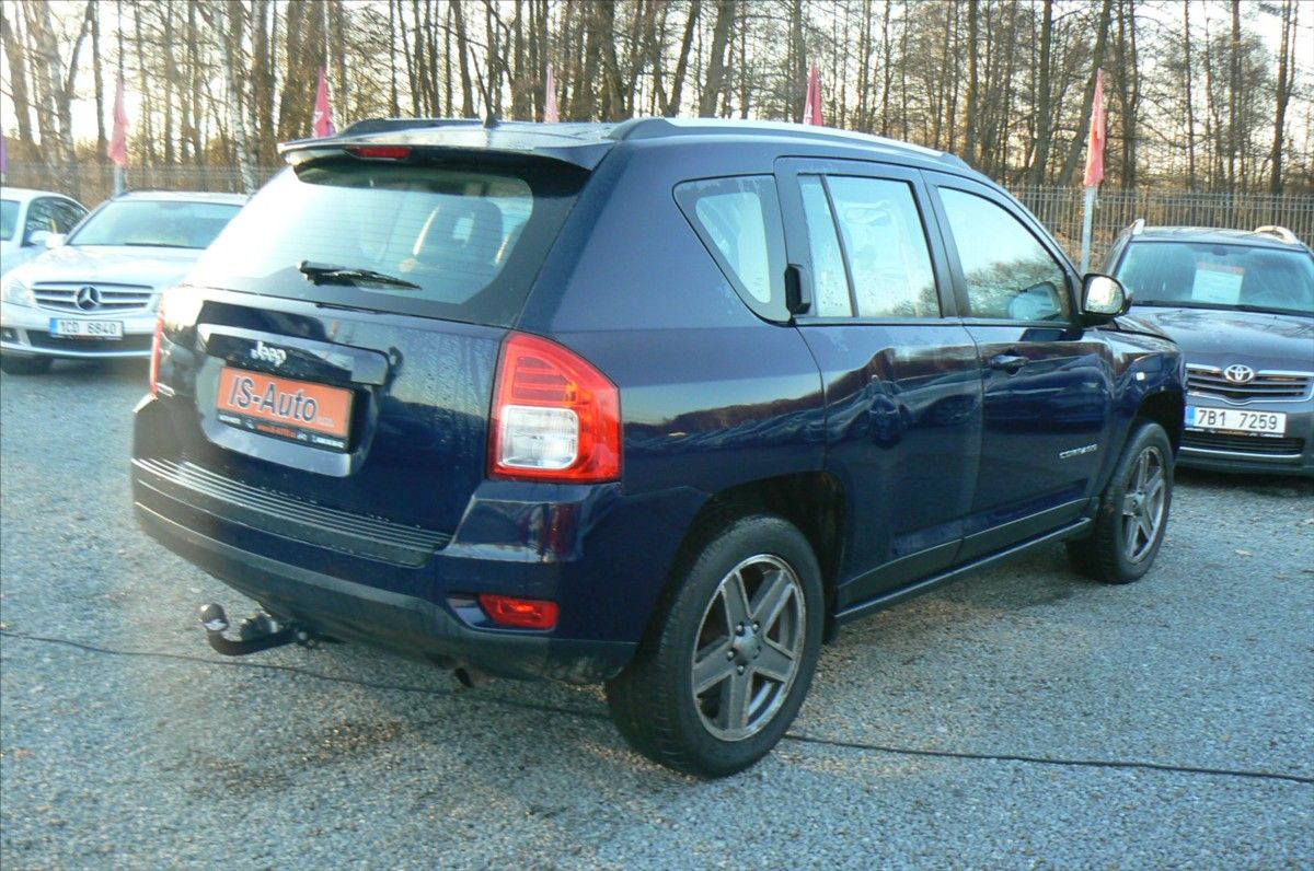 Jeep Compass, 2,2 CRD  4x2 - fotka 5