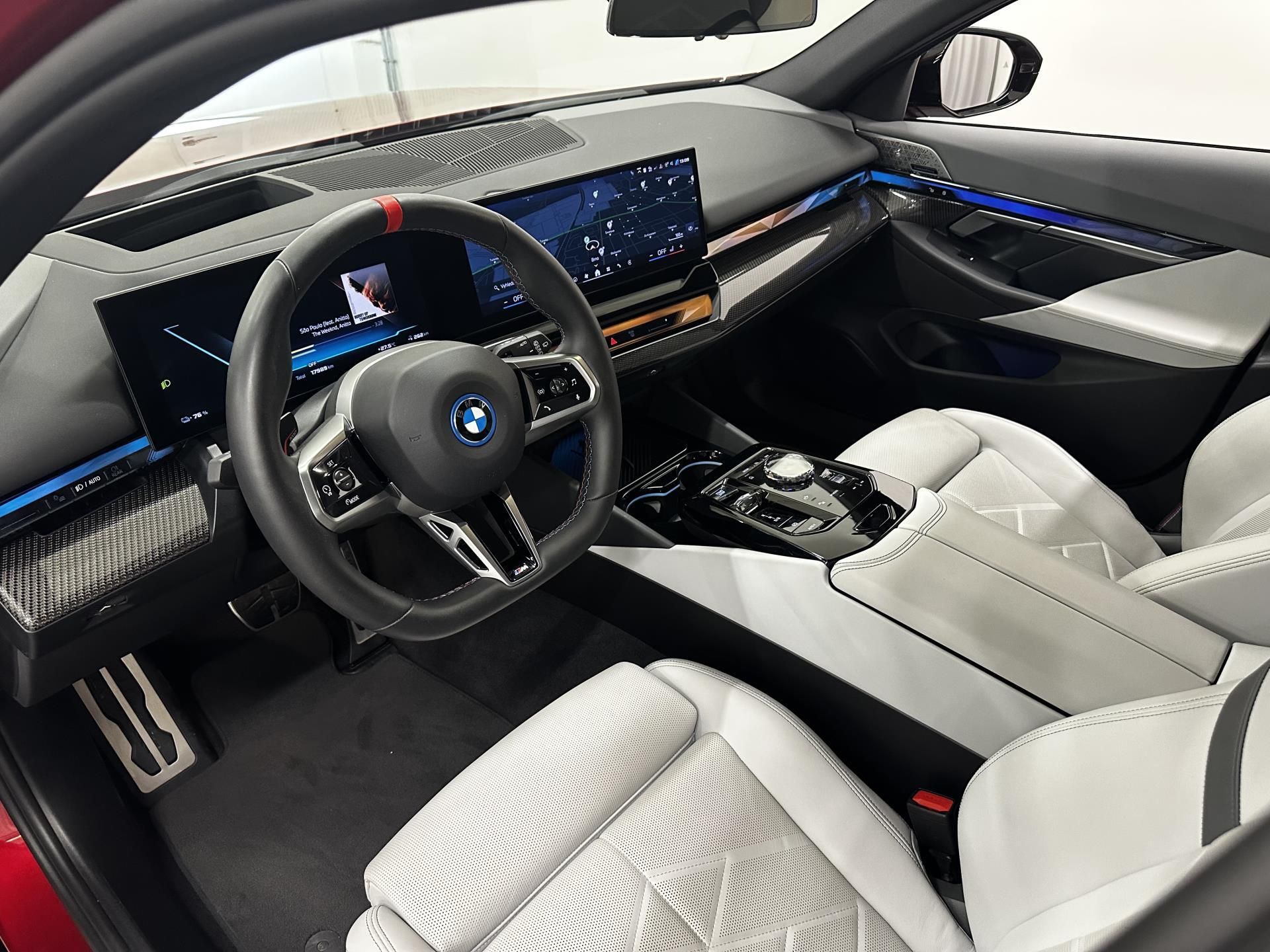 BMW i5, i5 M60 xDrive Touring - fotka 4
