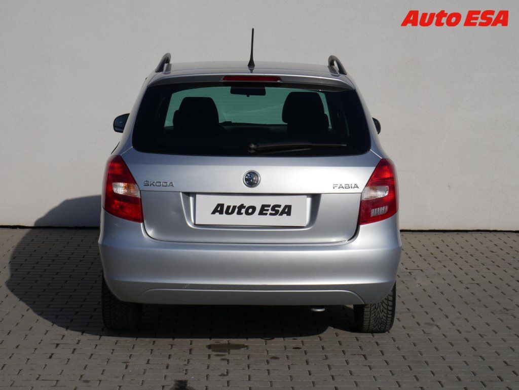 Škoda Fabia, 1.2 TSI,ČR,AC,el. výbava - fotka 5