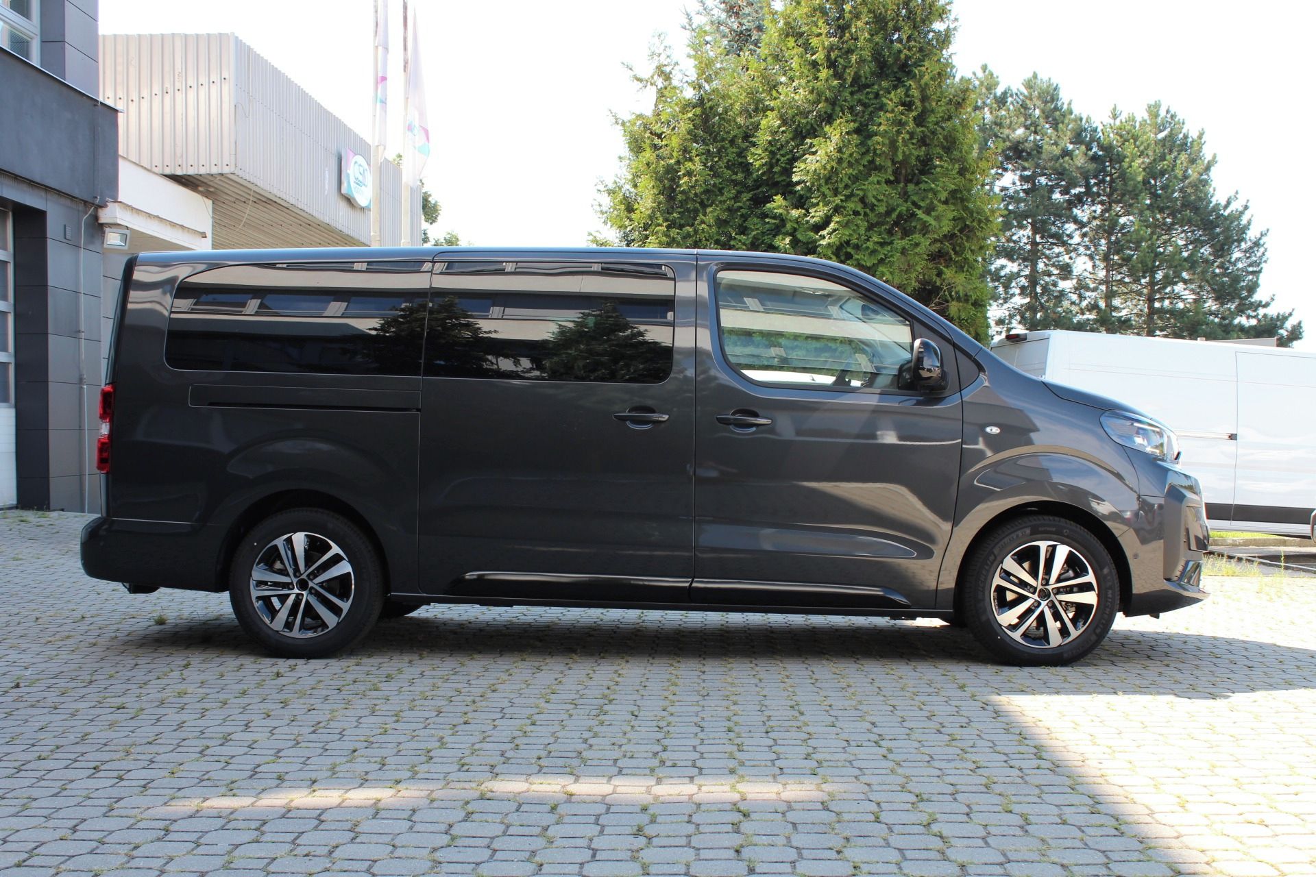 Citroën SpaceTourer, SHINE XL 2.0 BlueHDi 180 S&S - fotka 6