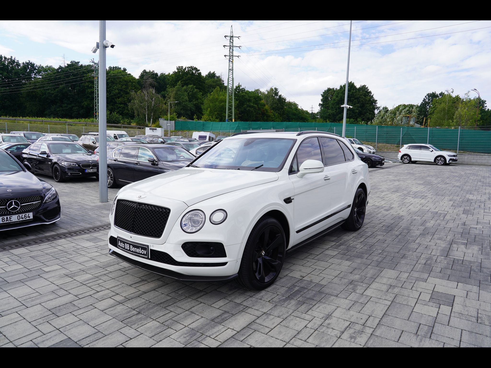 Bentley Bentayga, 4.0i V8, Mulliner, ČR, DPH - fotka 2