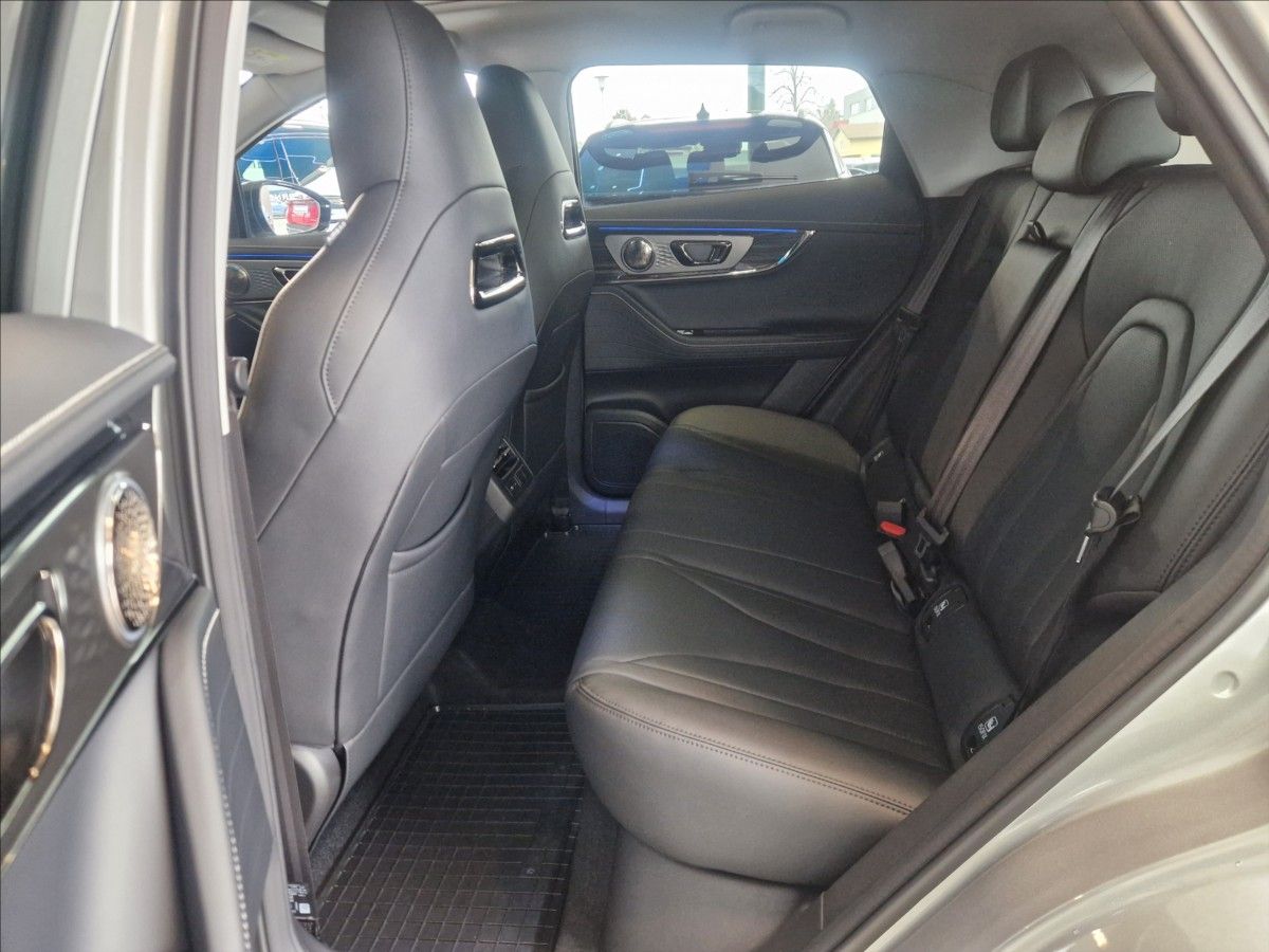 Omoda 5, 1,5   SHS-H Premium - fotka 4