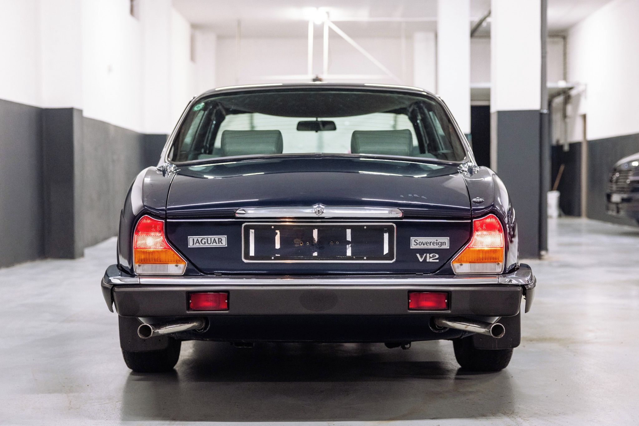 Jaguar XJ, 5.3 V12 SOVEREIGN-PO SERVISU - fotka 4