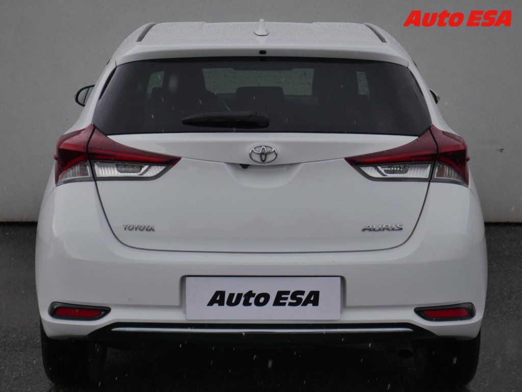 Toyota Auris, 1.6i,ČR,AC,kamera - fotka 5