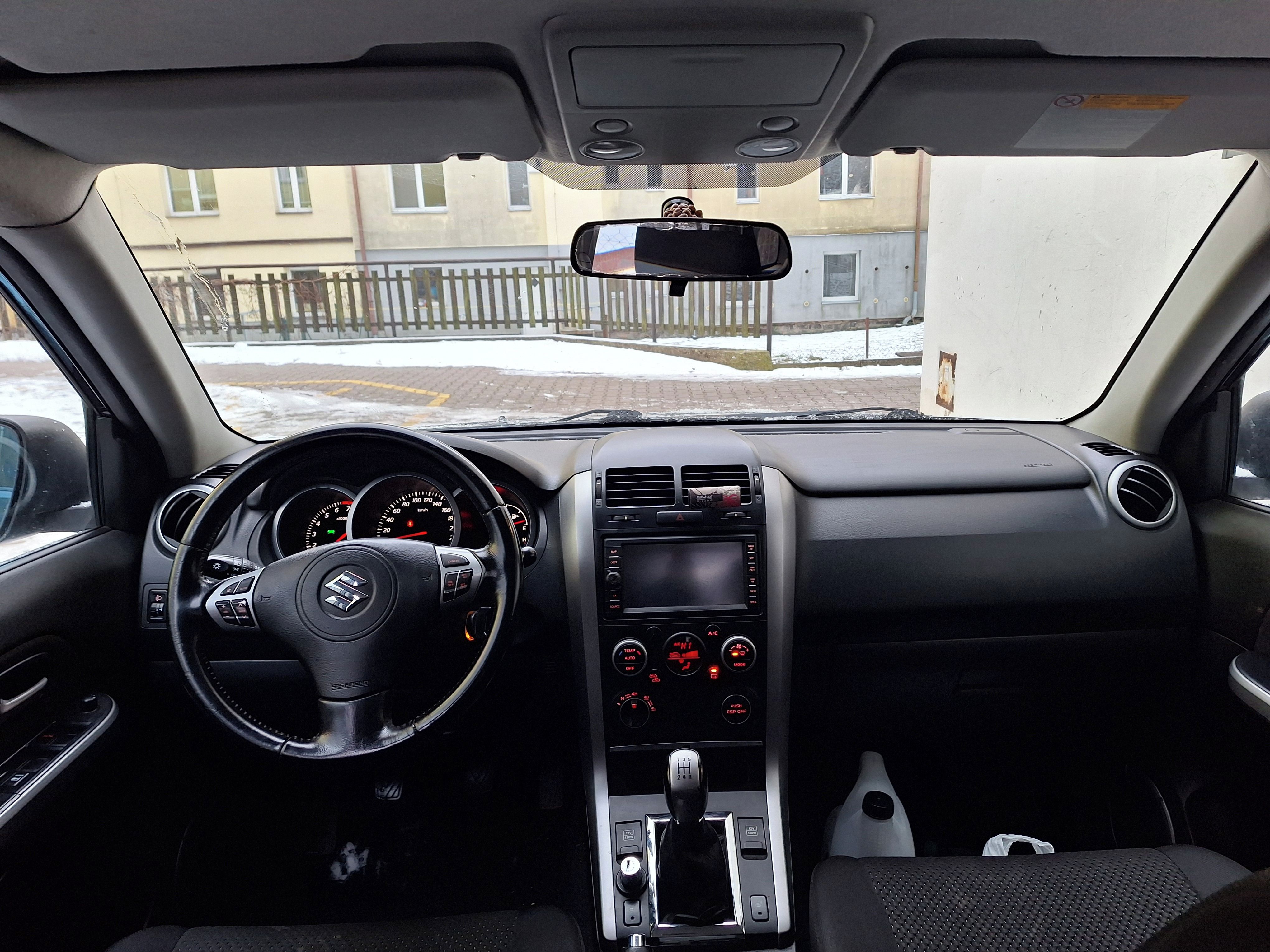 Suzuki Grand Vitara, Suzuki Grand Vitara 2.4 benzin - fotka 5
