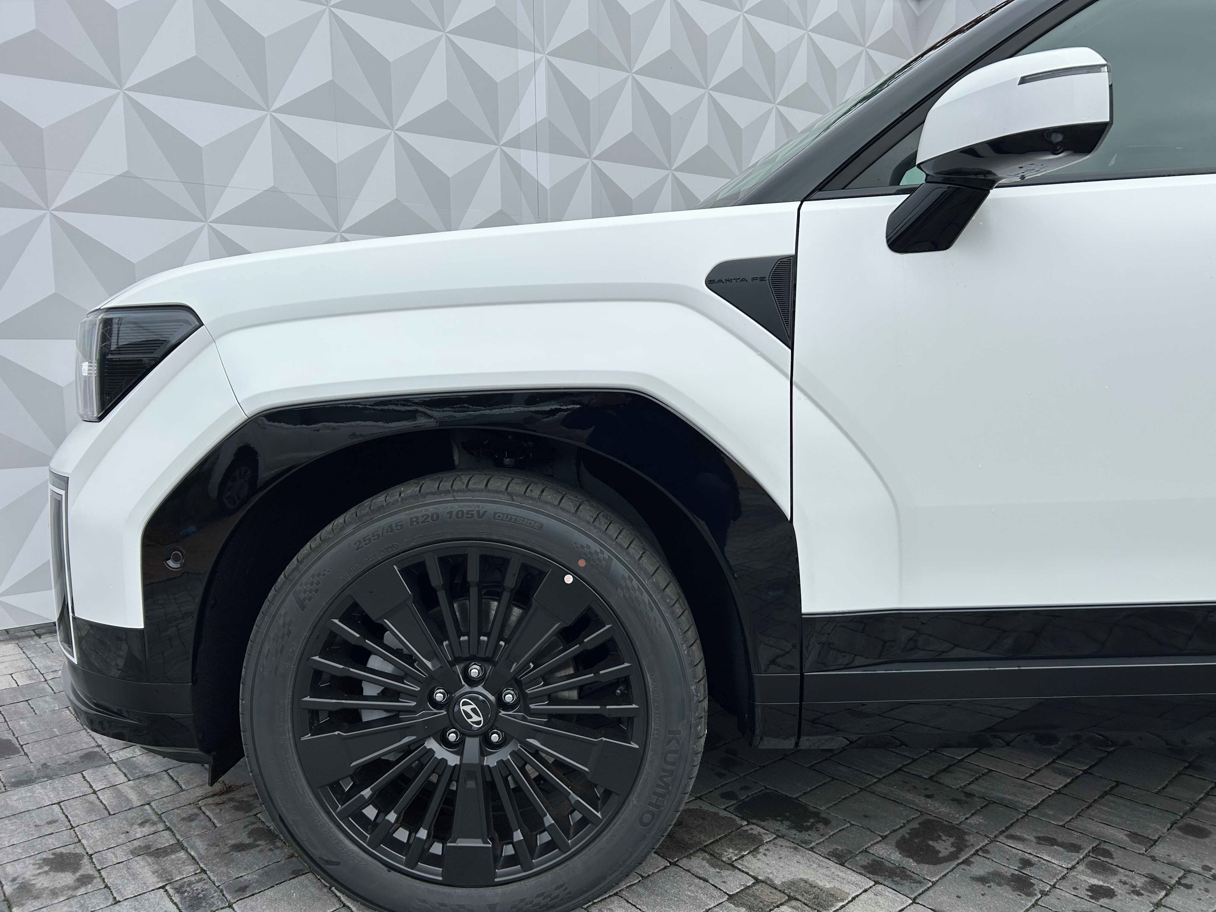 Hyundai Santa Fe, 1.6 T-GDi PHEV 4WD CALLIGRAPHY - fotka 4