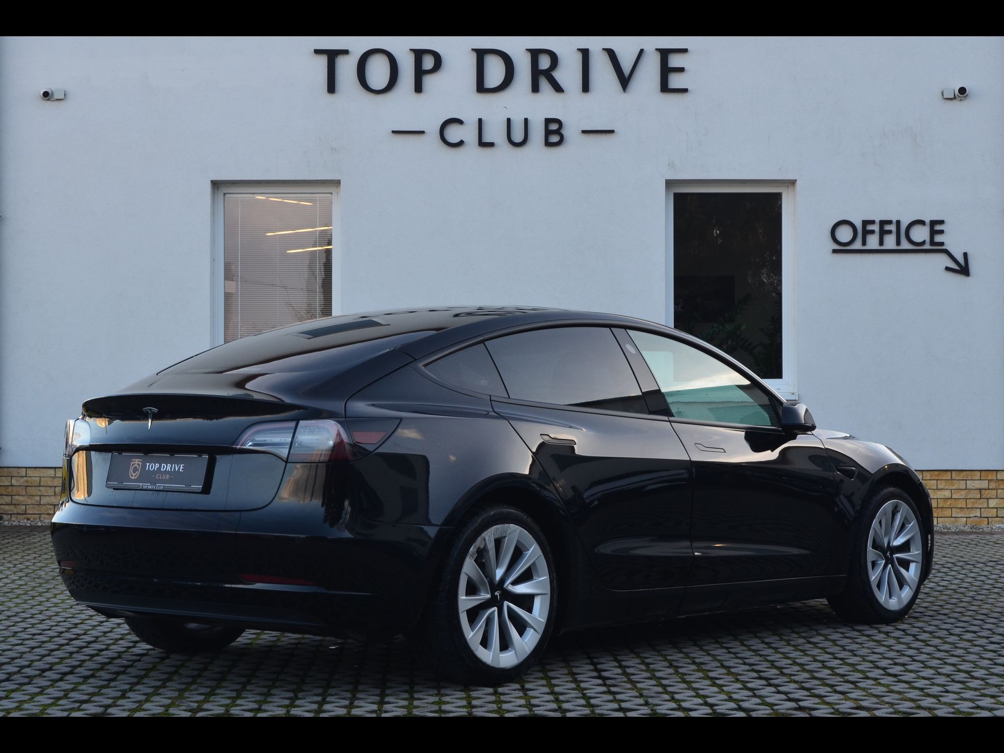Tesla Model 3, LR/Tažné/Tepelné čerpadlo/19" - fotka 5