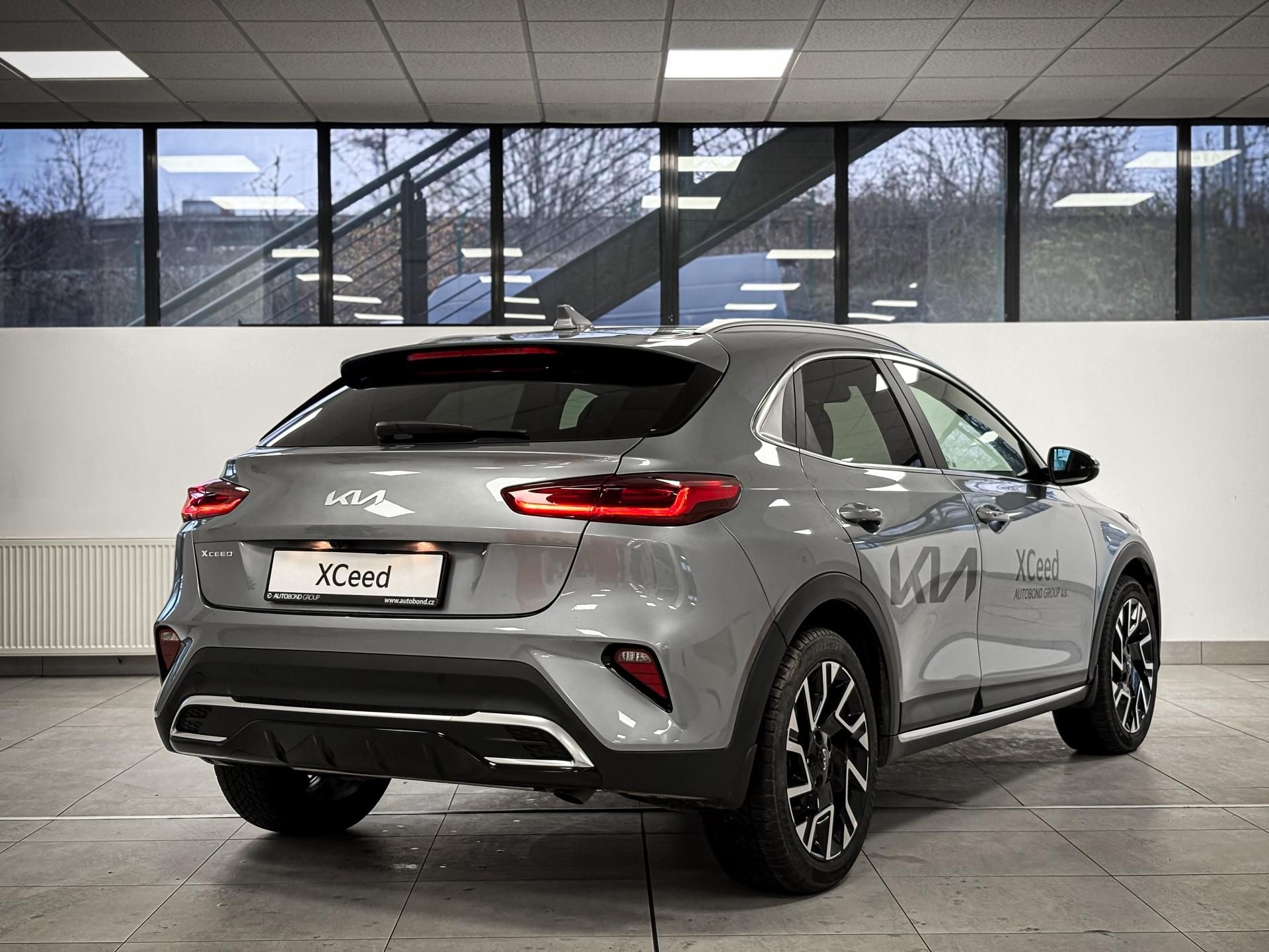 Kia XCee´d, 1,6 T-GDi GPF 7DCT STEEL EDITI - fotka 5