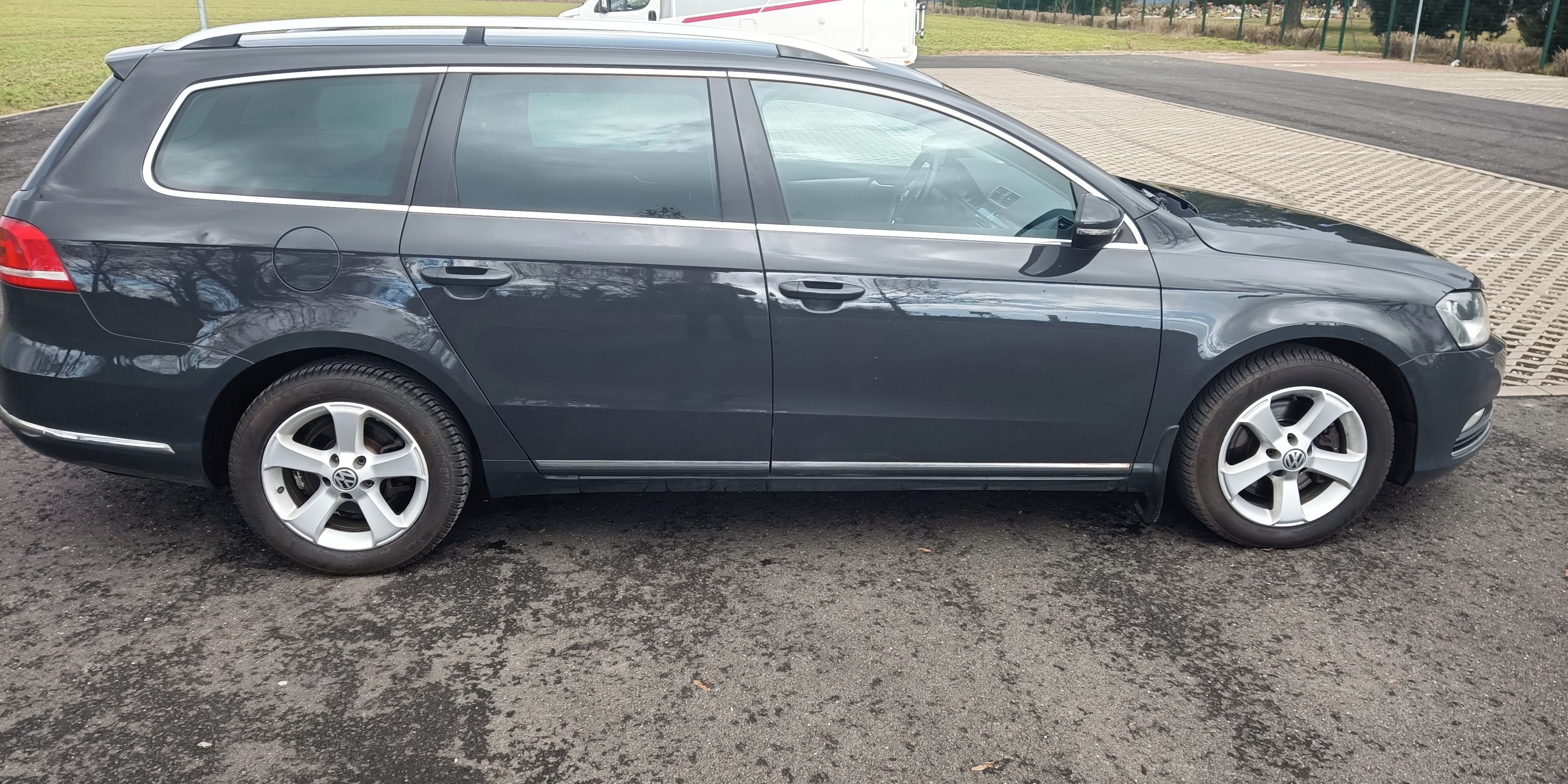 Volkswagen Passat, Kombi 2,0 TDI 103 KW - fotka 6