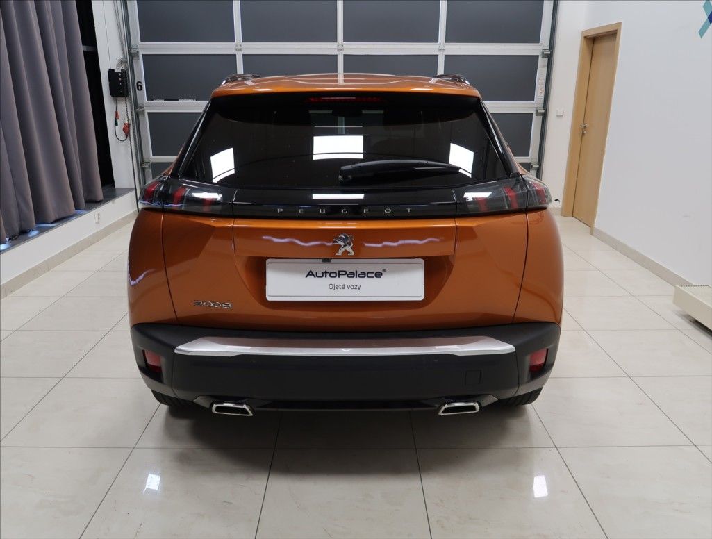 Peugeot 2008, 1,2 ALLURE AUT - fotka 6