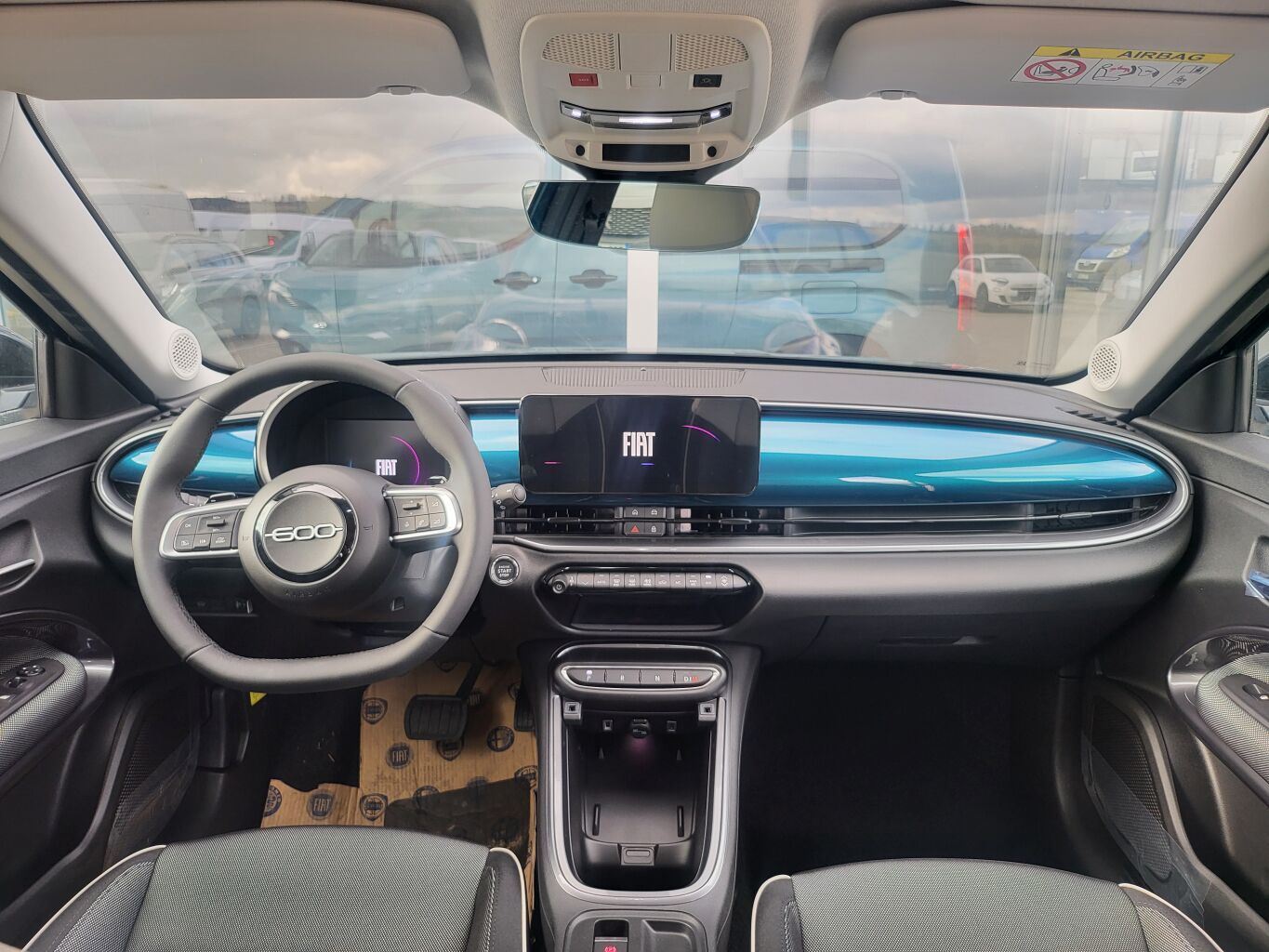 Fiat 600, Icon 1.2 Turbo Hybrid 145k NAV - fotka 6
