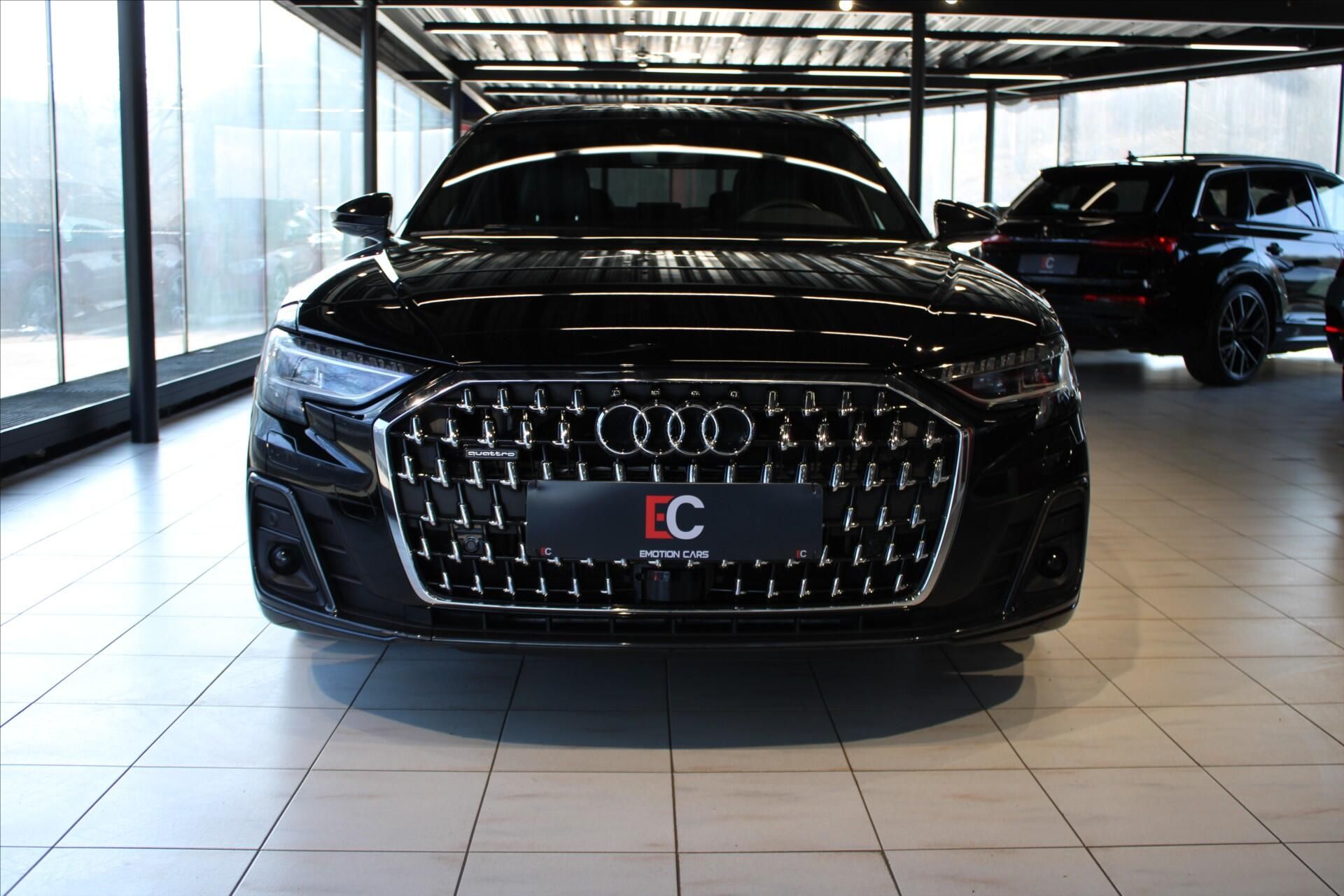 Audi A8, L 50 TDi quattro Tiptronic Tou - fotka 2