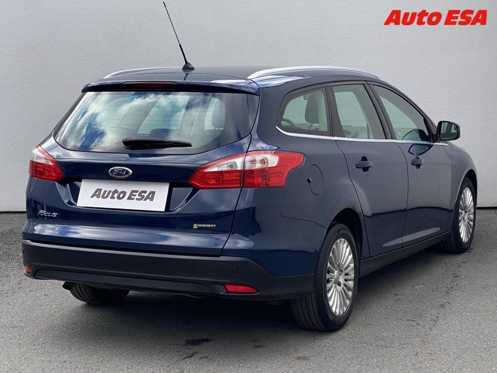 Ford Focus, 1.6 TDCi,ČR,Titanium,navi - fotka 4