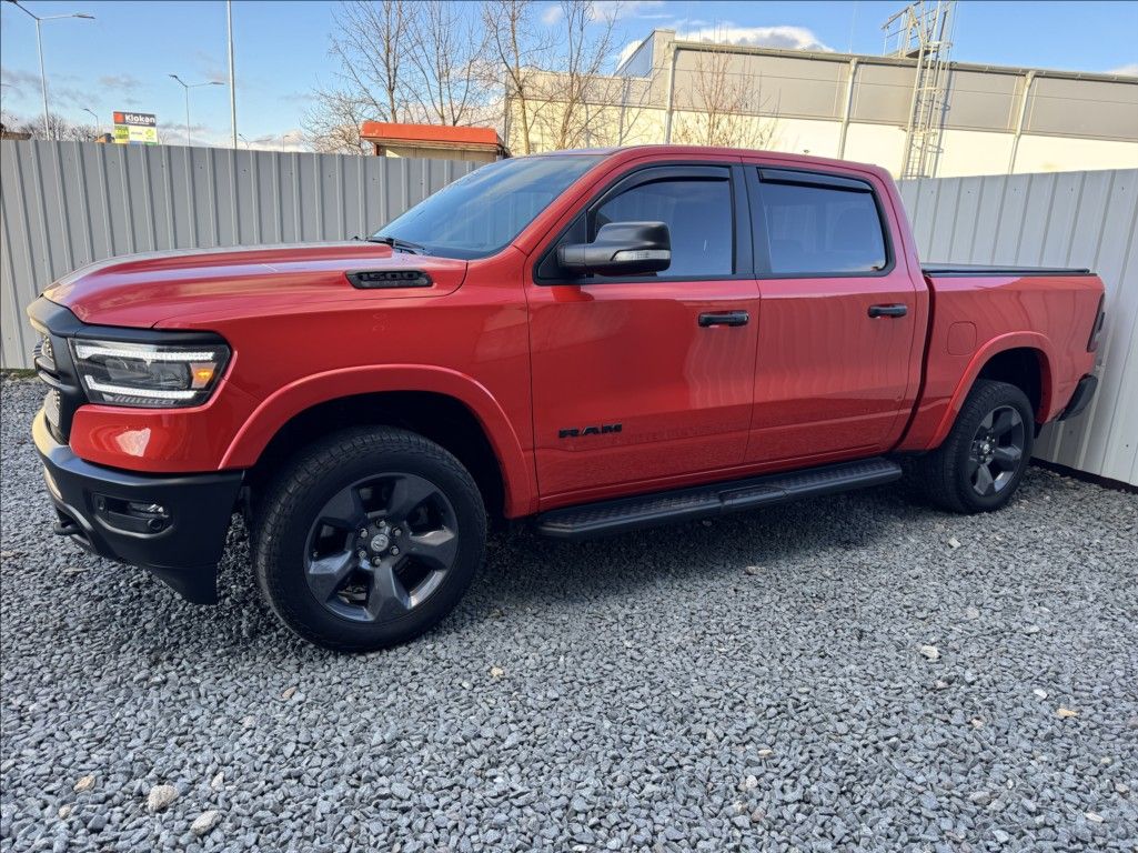 RAM 1500, 5,7 V8 HEMI LPG BUILT TO SERVE - fotka 3