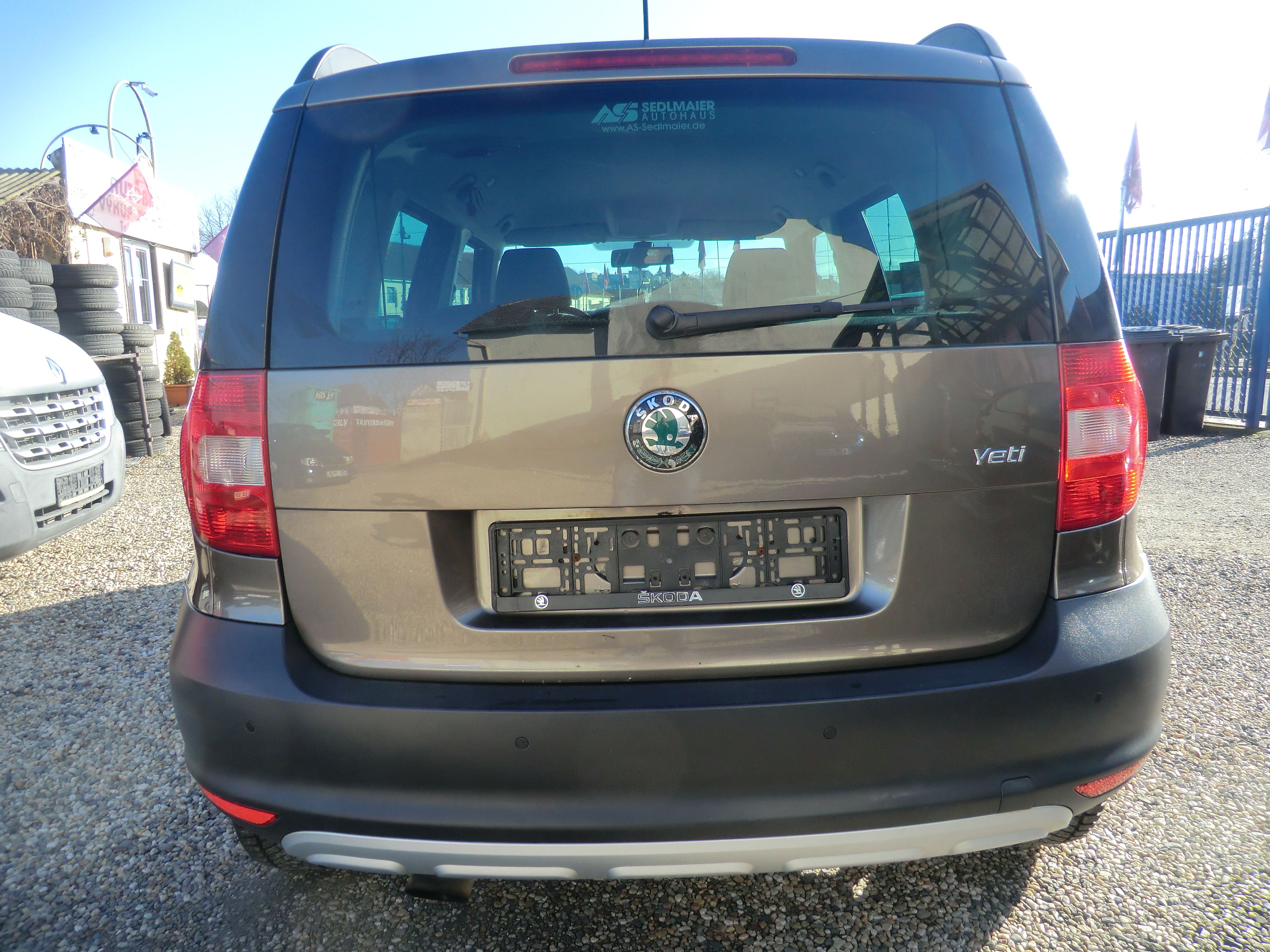 Škoda Yeti, 1.2TSi 77kW DSG NOVÁ STK KLIMA - fotka 6
