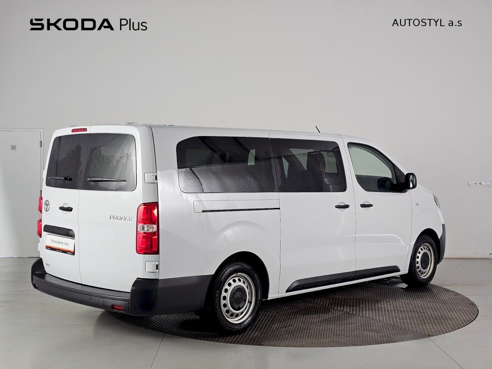 Toyota Proace Verso, 2.0D 106kW L2 COMBI 8MÍST - fotka 2