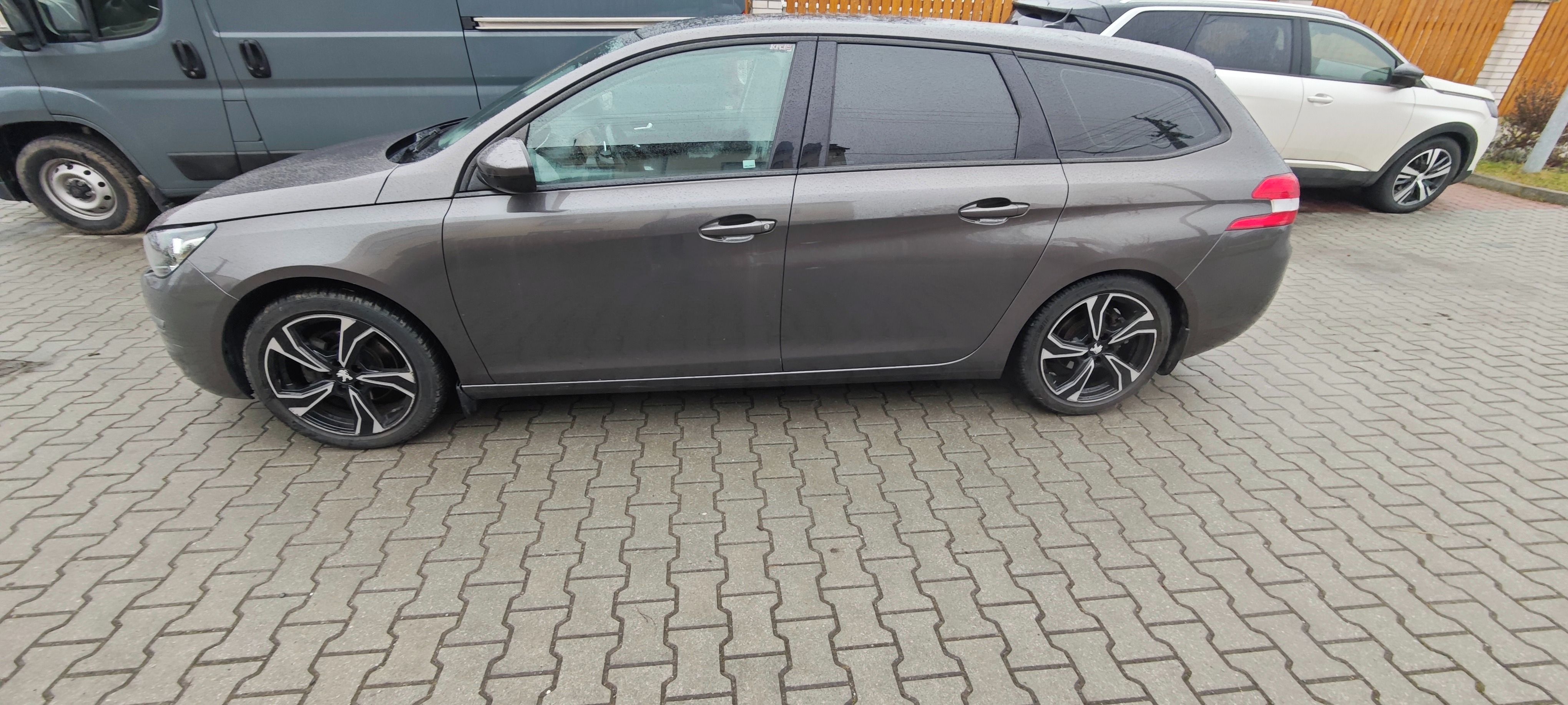 Peugeot 308, Původ ČR, TZ, panorama - fotka 2