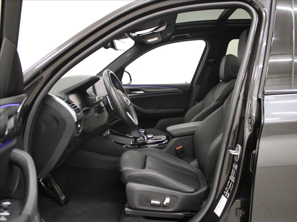 BMW X3, 3,0 30xD M-Paket.PANO.Paměť.ČR - fotka 6