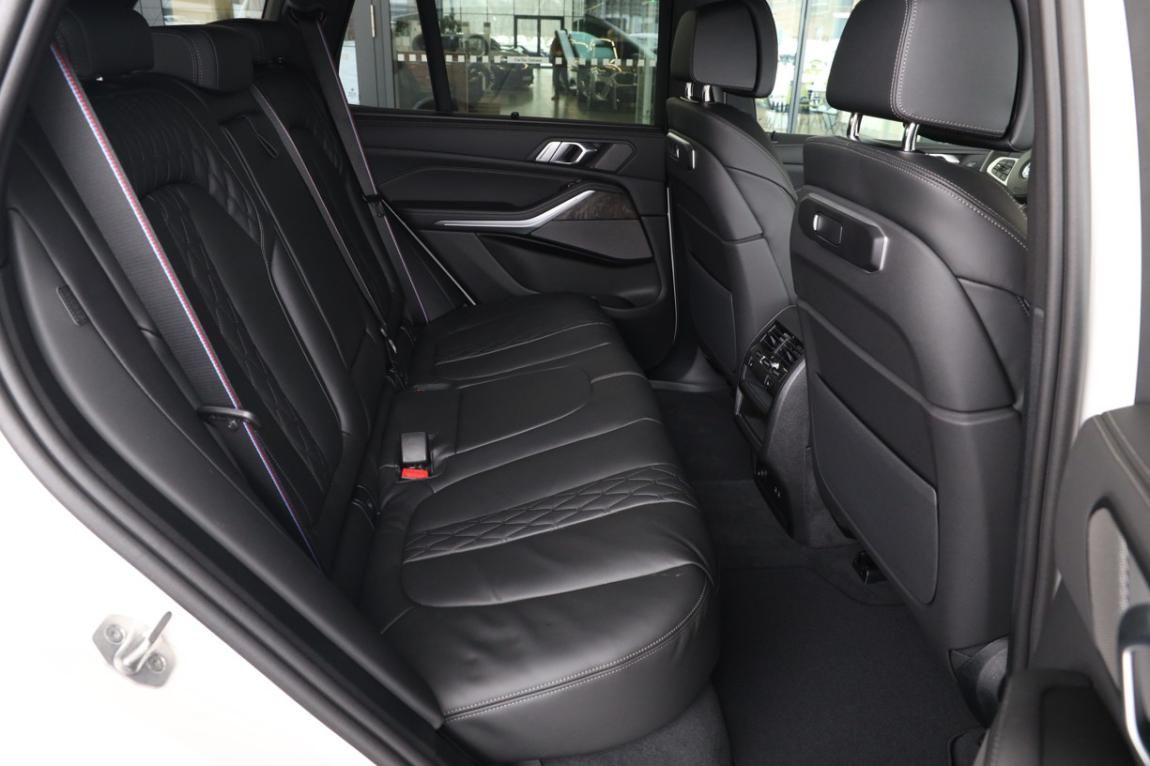 BMW X5, xDrive30d - fotka 6