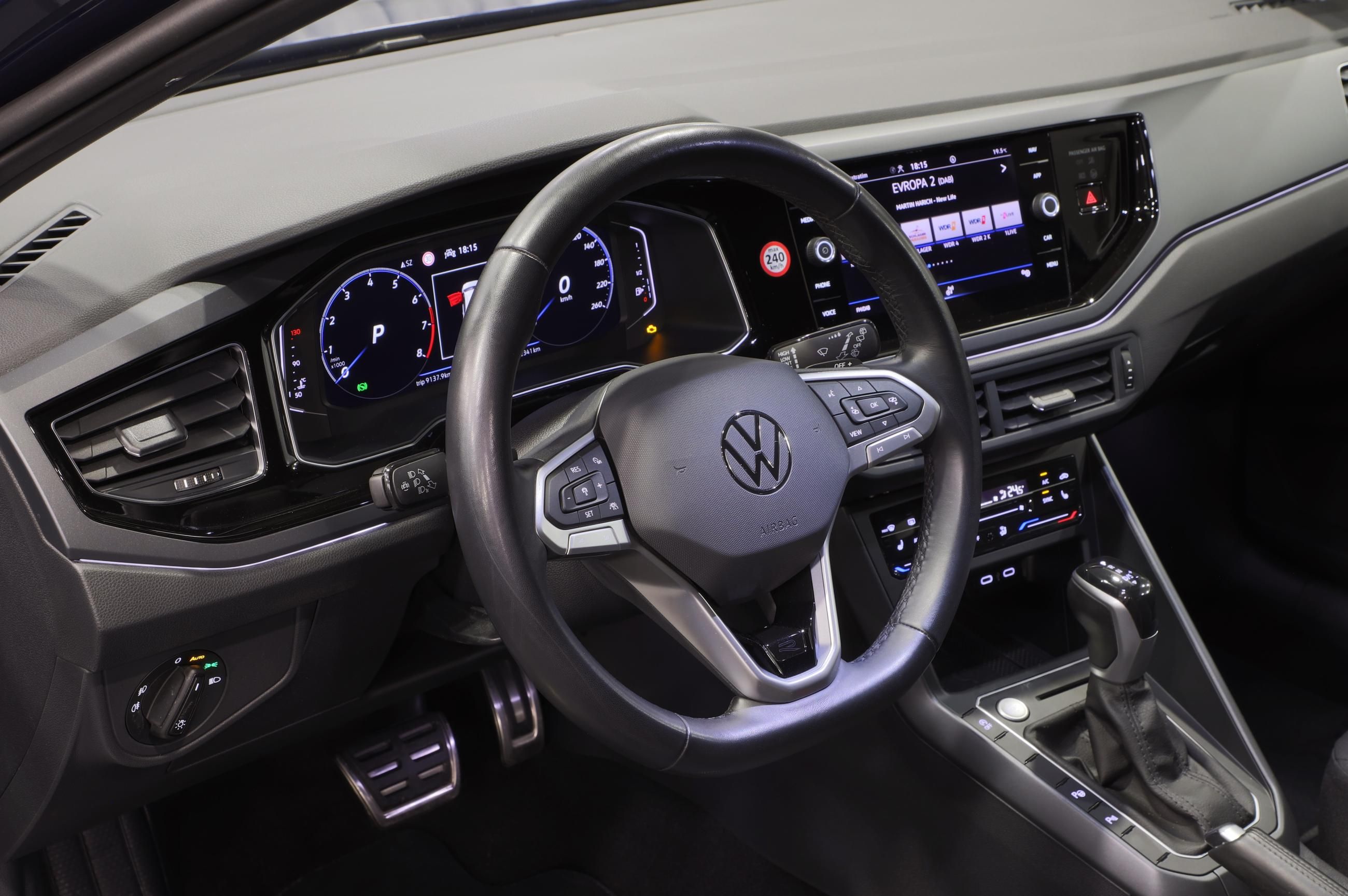 Volkswagen Taigo, 1.5 TSI 110kW DSG R-Line - fotka 6