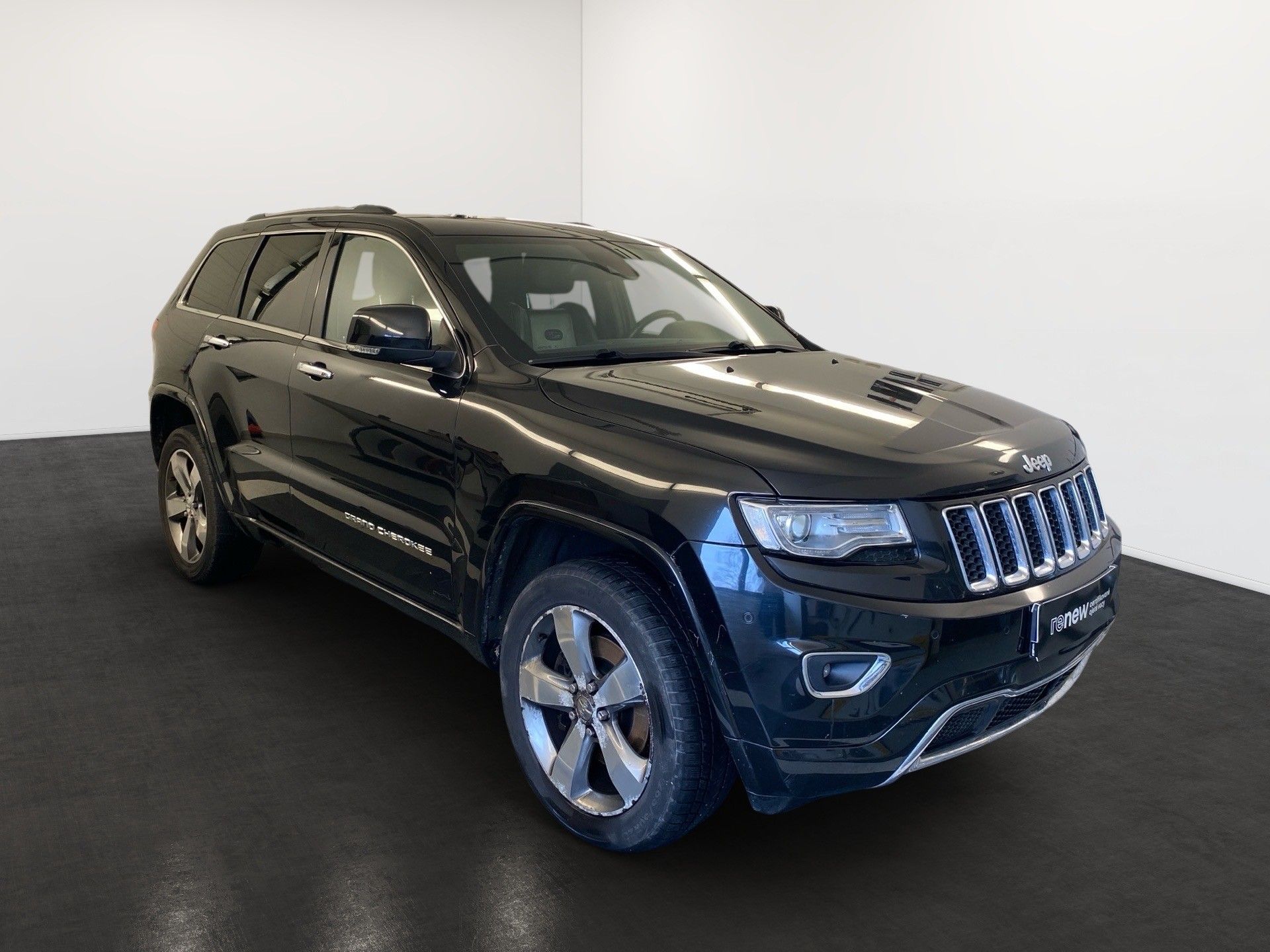 Jeep Grand Cherokee, 3.0CRD 184kw, OVERLAND, ČR - fotka 2