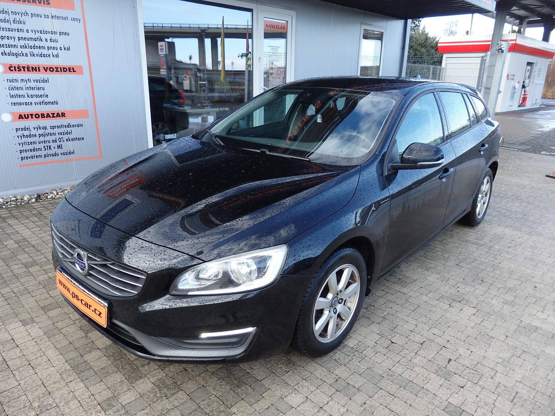 Volvo V60, 2.0 D DIGI. KLIMA, NAVIGACE - fotka 2