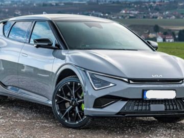 GT AWD 478kW facelift