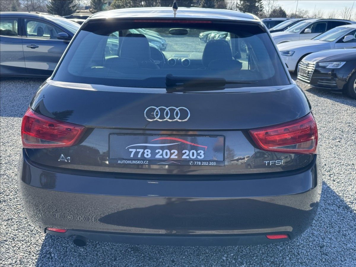 Audi A1, 1,2   TFSi 63KW - fotka 5