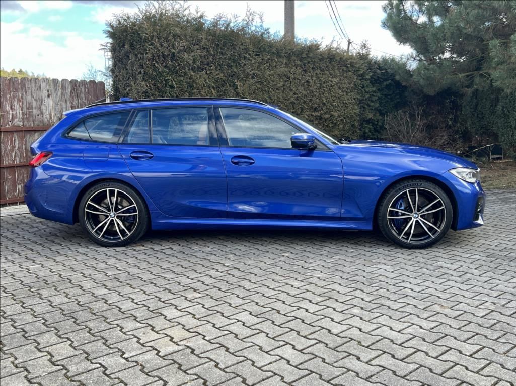 BMW Řada 3, 330D xDrive M SPORT záruka - fotka 6