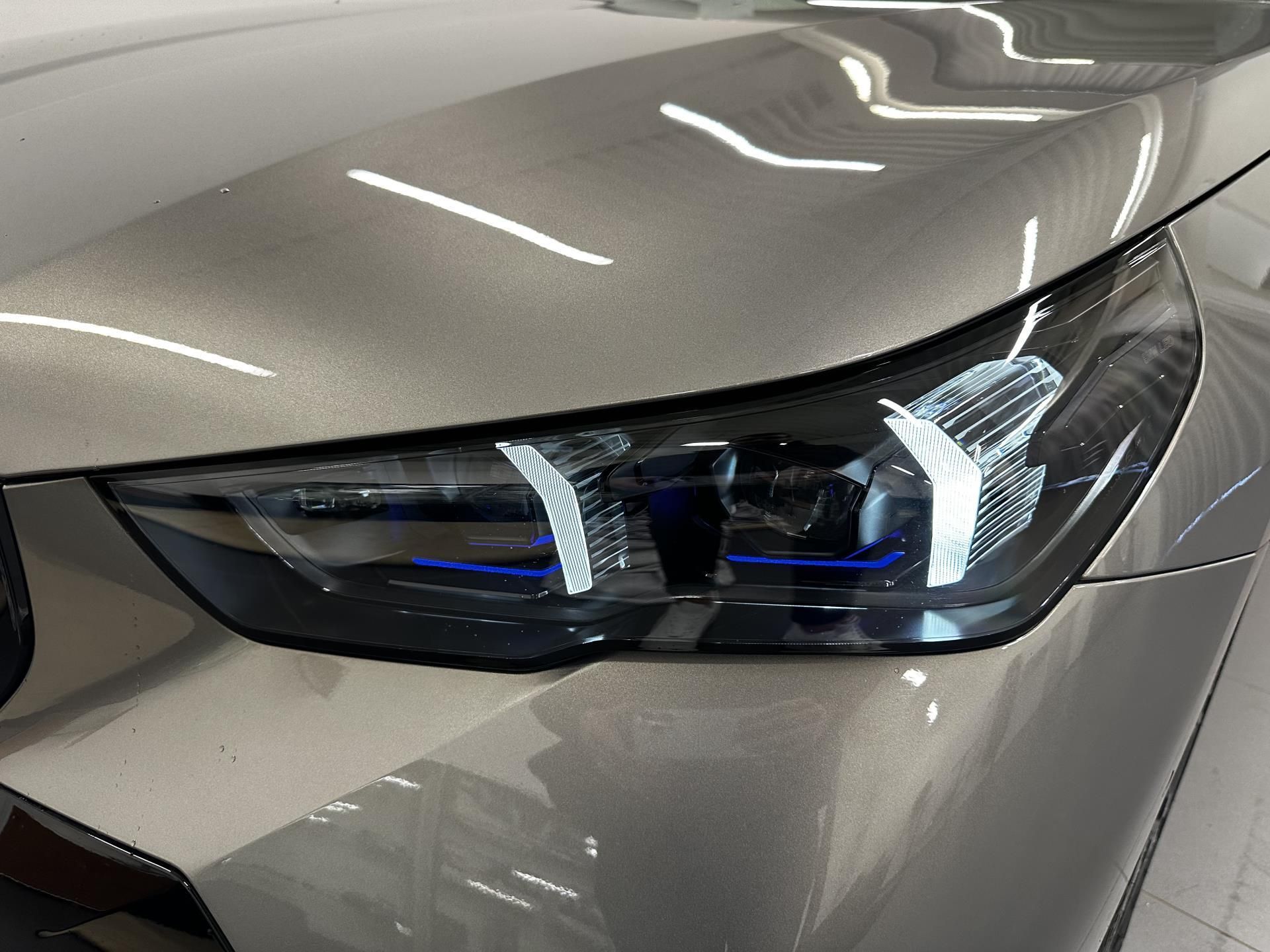 BMW Řada 5, 530e xDrive Touring - fotka 6