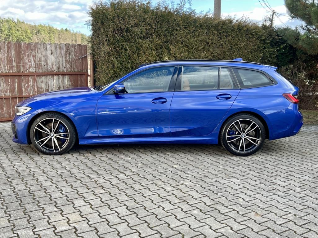 BMW Řada 3, 330D xDrive M SPORT záruka - fotka 2