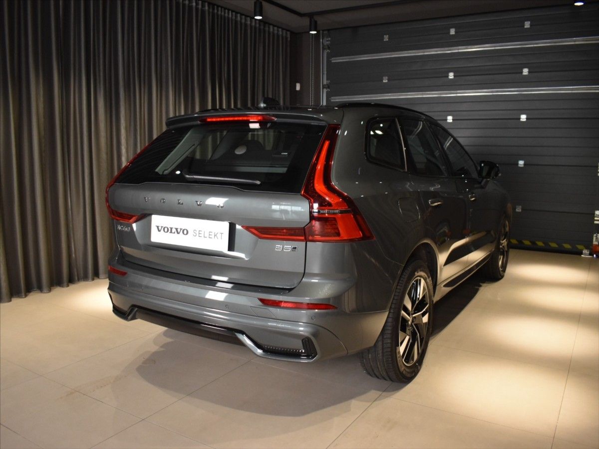 Volvo XC60, 2,0 B5 AWD Plus BLIS,Bezklíč - fotka 5