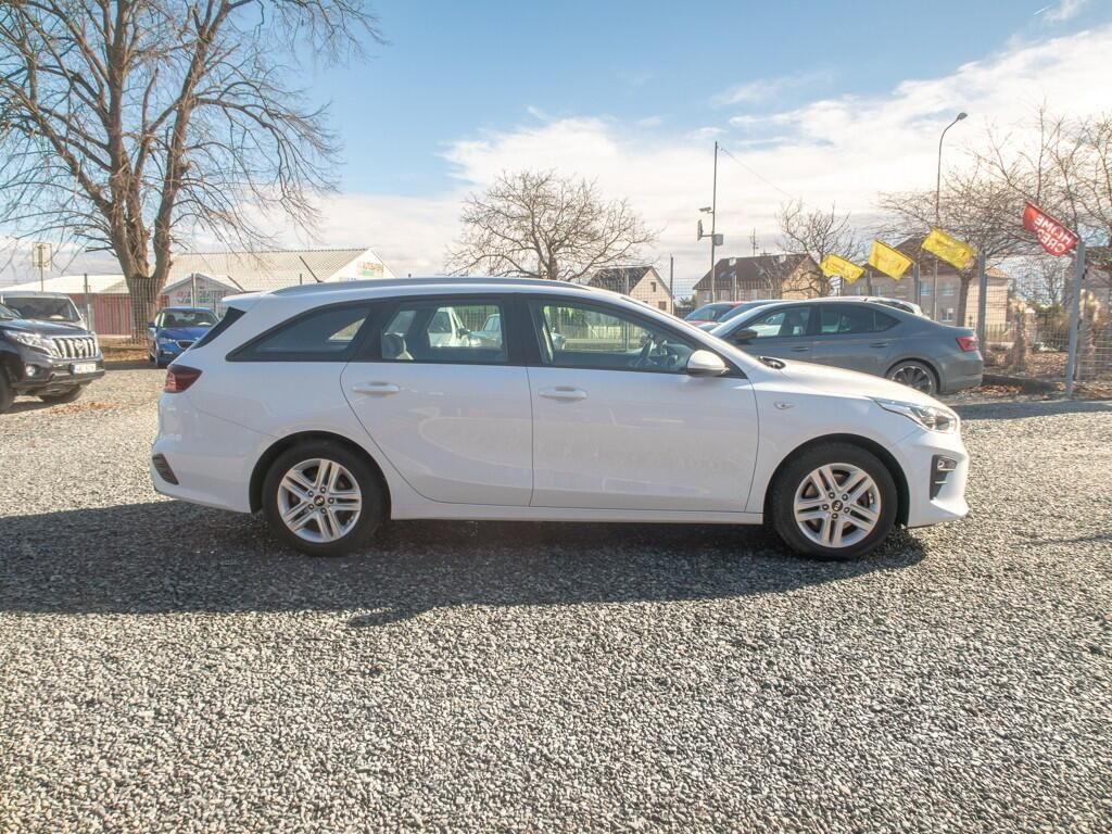Kia Cee´d, ČR 1.6D 85KW – V ZÁRUCE - fotka 4