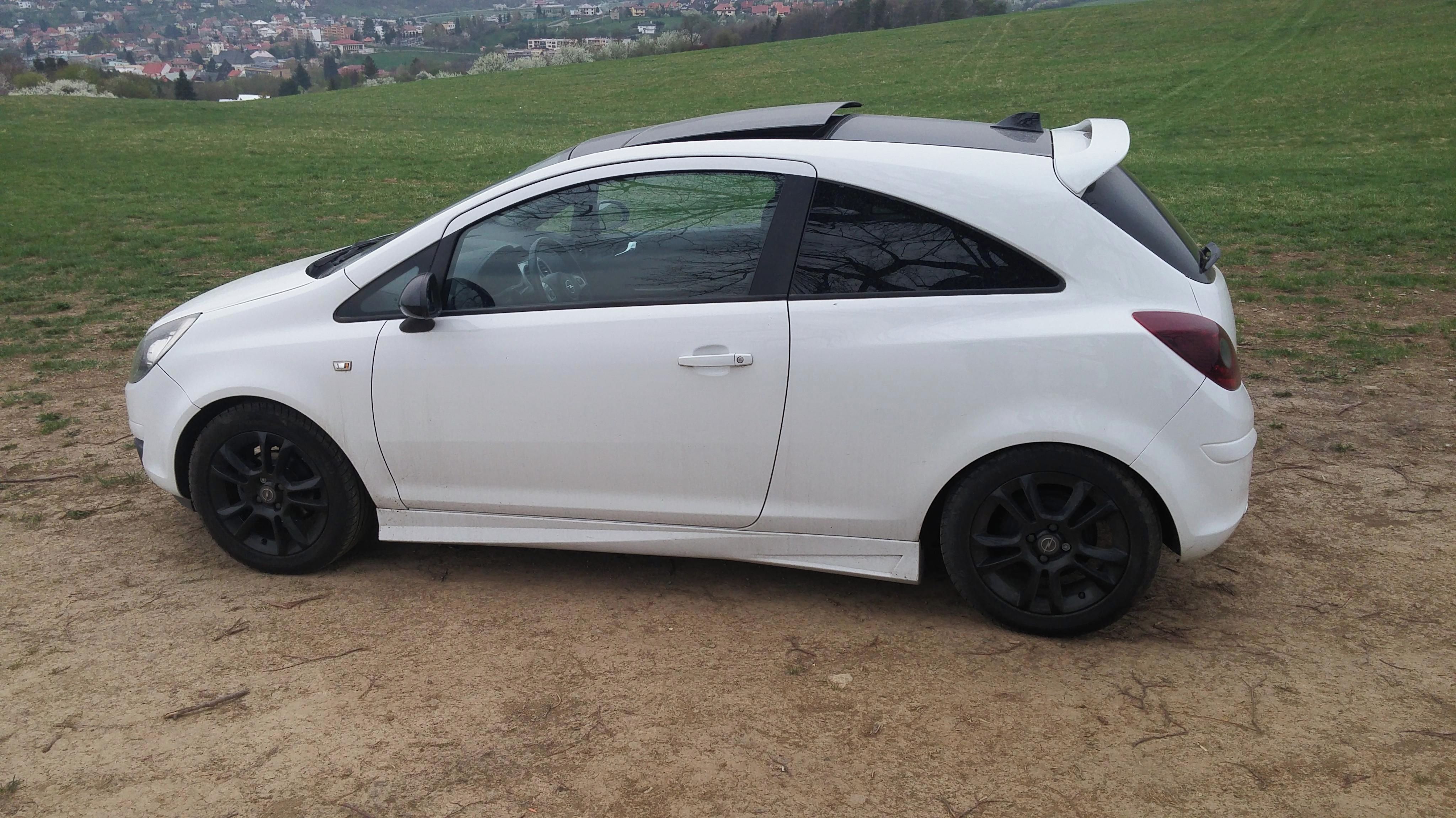 Opel Corsa - fotka 2