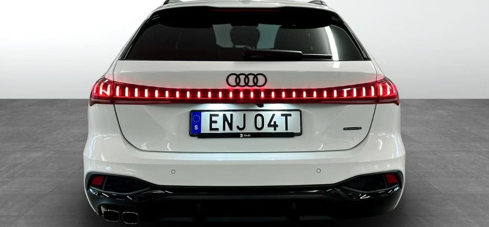 Audi A5, Avant 2.0 TDI Q S-Line Ambient - fotka 6