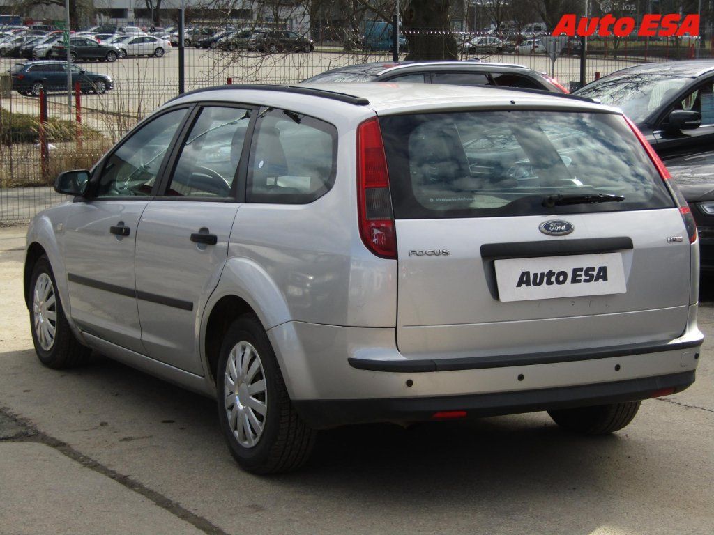 Ford Focus, 1.6TDCi,AC,park.asist - fotka 6